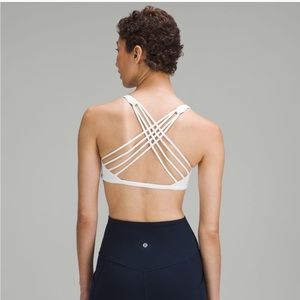 Lululemon Free To Be Wild Bra *Ribbed in white